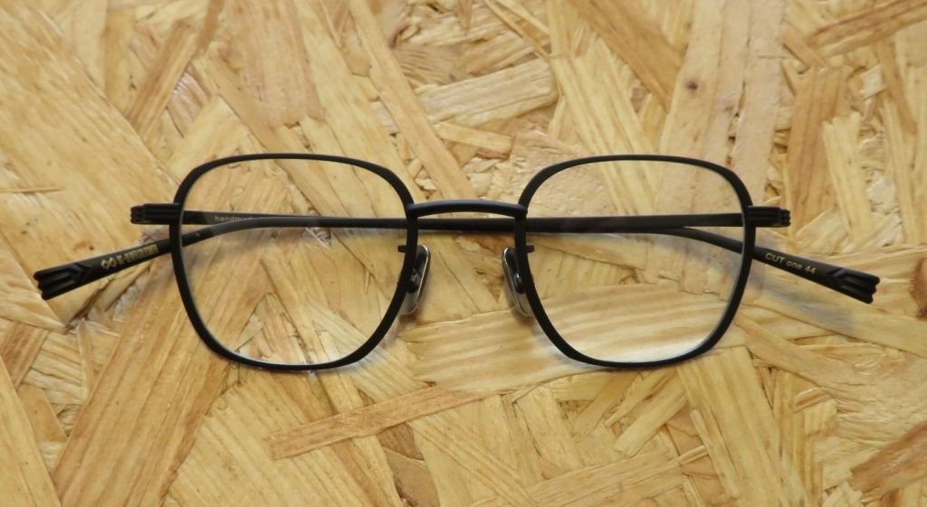 OG×OLIVER GOLDSMITH CUT one 44 CUT two 44 CUT three 44｜広島県福山市｜似合わせメガネのOpticalDesign  | Optical Design